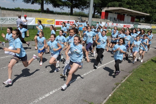 2012_solidariet_a_reana_02.jpg